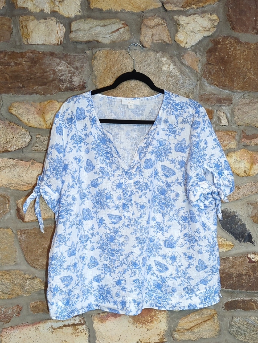 Charter Club 100% Linen White Blouse with Blue Floral Print and Tie Sleeves